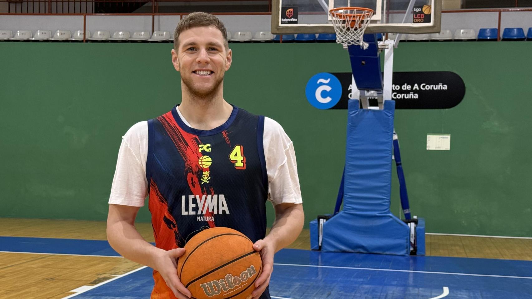 Paul Jorgensen posa para Quincemil en un entrenamiento complementario.