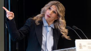Yolanda Díaz, en un acto en su ministerio este viernes mientras se producía la reunión de Sumar y PSOE en el Congreso.