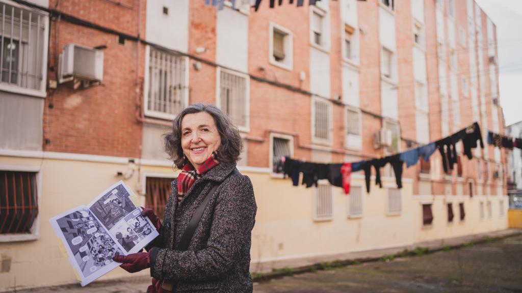 El pequeño patio donde jugaba Pilar Montero frente a su casa, representado también en la novela.