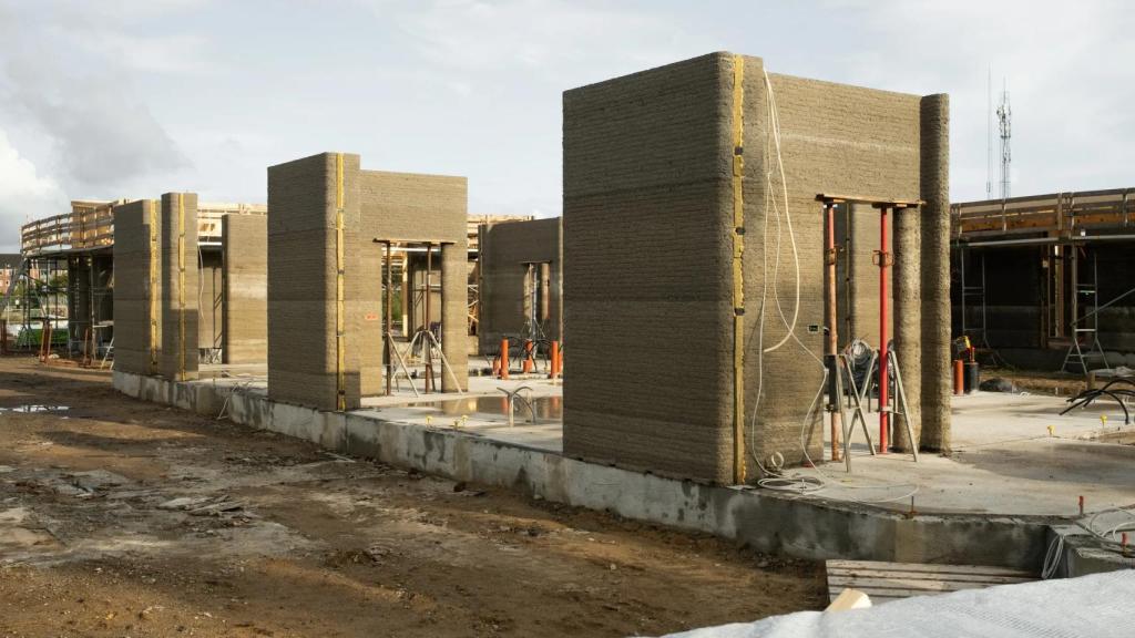 Proceso de la construcción de las viviendas estudiantiles Skovsporet impresas en 3D.