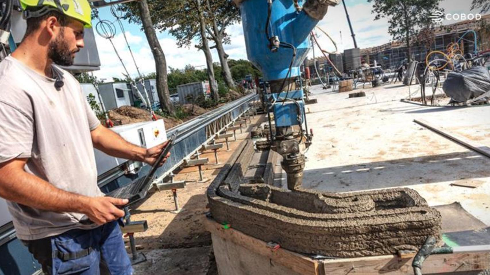 Proceso de construcción de las viviendas estudiantiles Skovsporet impresas en 3D.