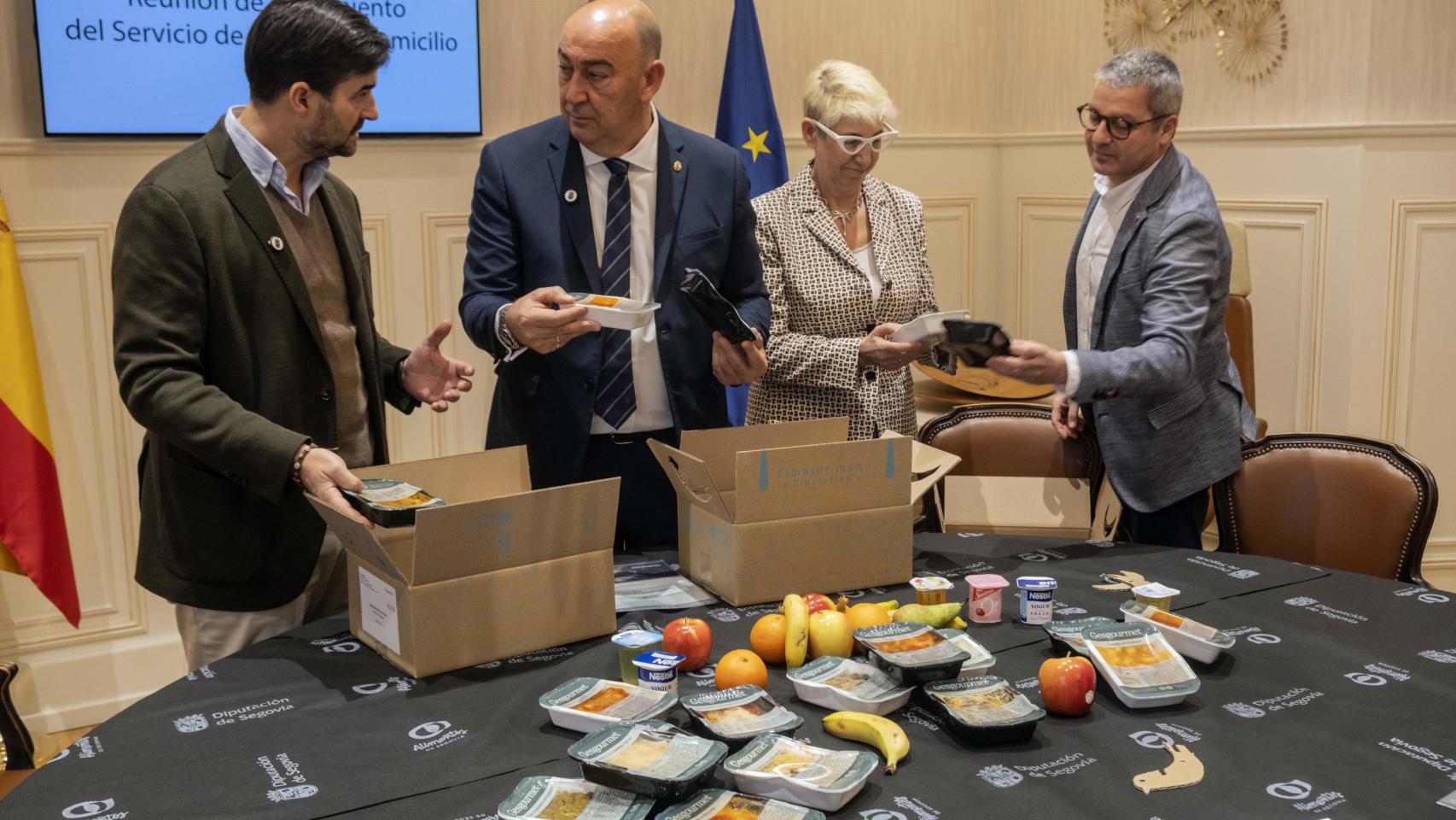 Miguel Ángel de Vicente en la reunión del Servicio Comida Domicilio