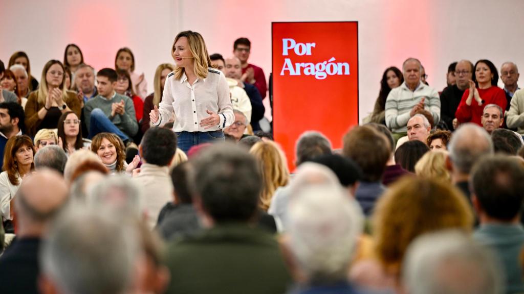 Pilar Alegría, este sábado en La Zaida.