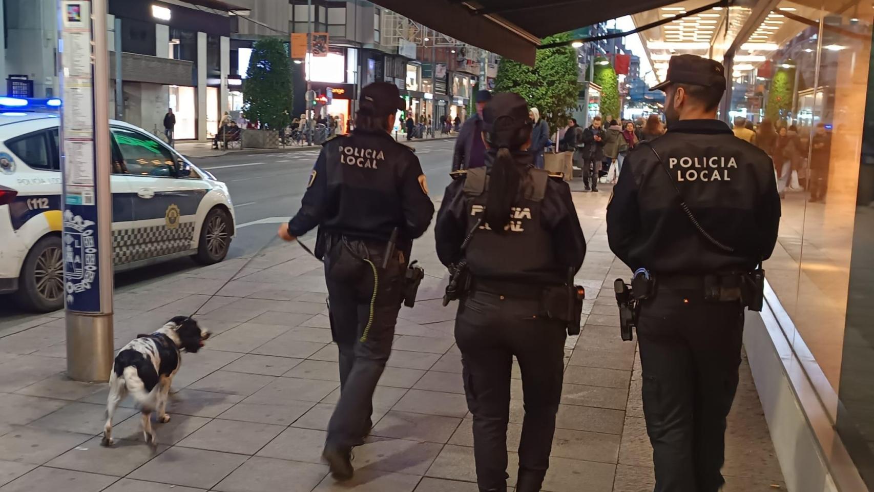 Agentes de Policía Local de Alicante. Ayuntamiento de Alicante