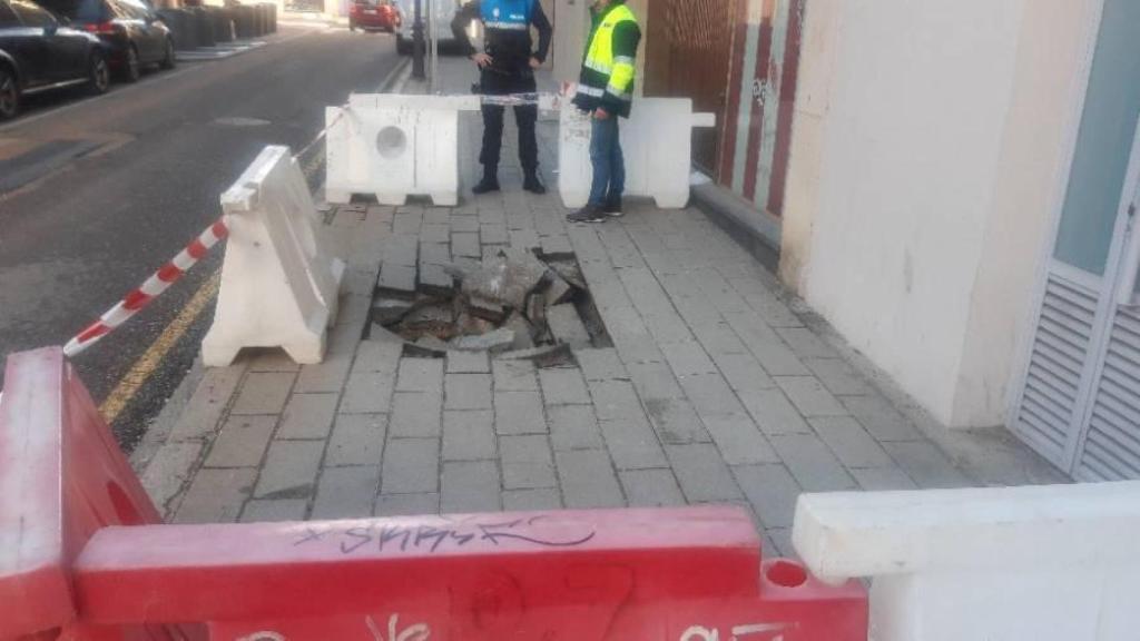 Socavón en la calle San Pablo