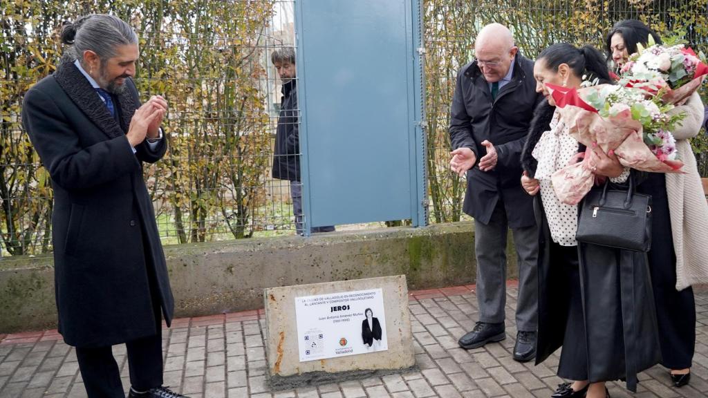 El alcalde de Valladolid, Jesús Julio Carnero, inaugura el Paseo Juan Antonio Jiménez Muñoz ‘Jeros’