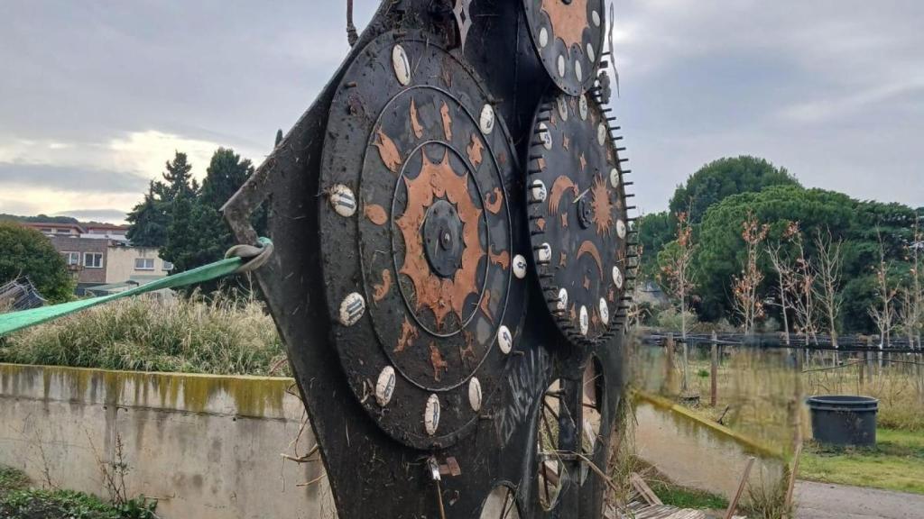 Reloj de agua del Jardín Botánico de Zaragoza.