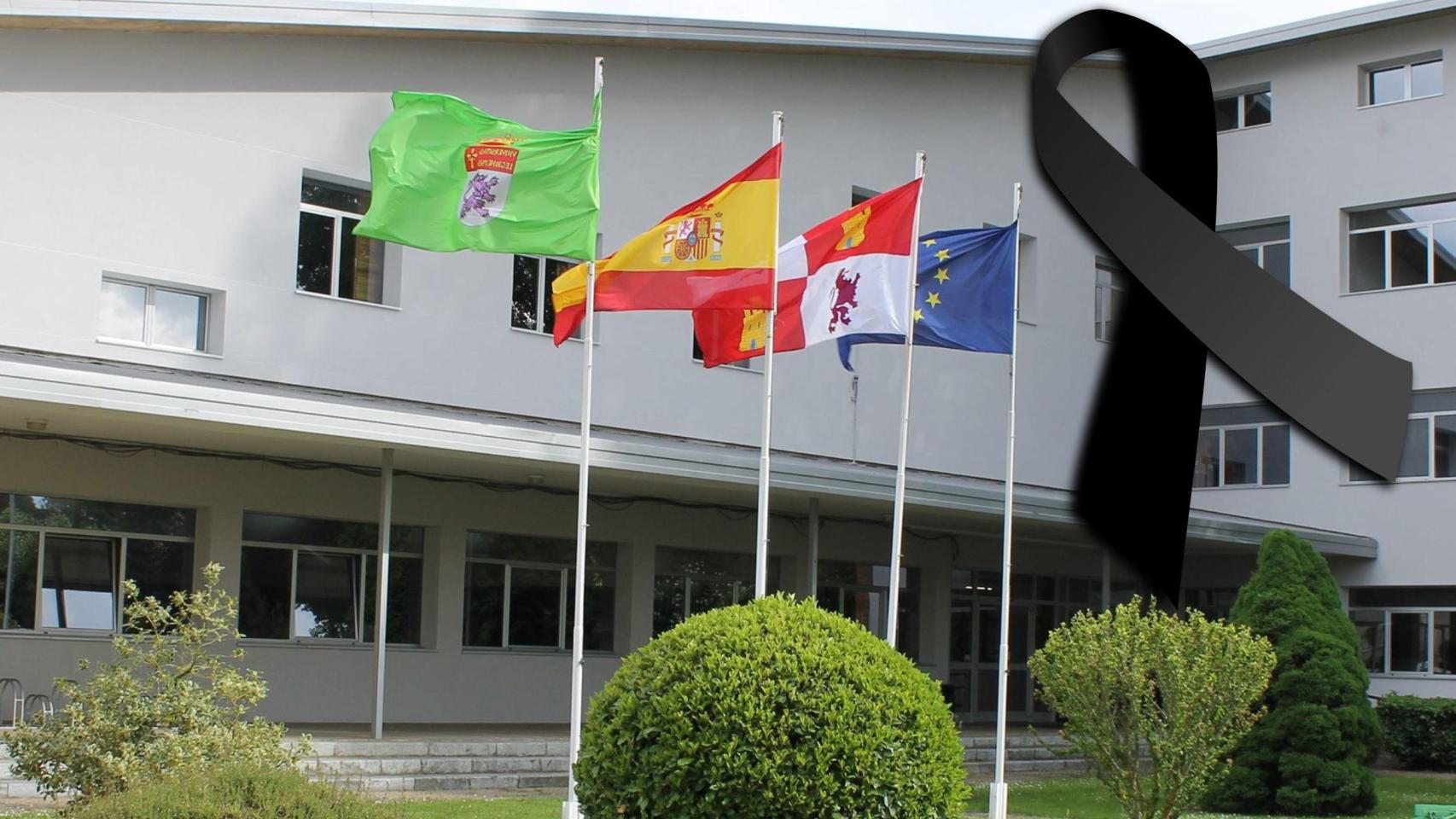 La Escuela de Ingeniería Agraria y Forestal y un crespón negro en un montaje de EL ESPAÑOL de Castilla y Léon