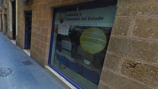 Administración de Lotería de Cádiz donde se ha veniddo el quinto premio.
