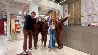 Trabajadores de la tienda de Bimba y Lola de la calle Urzáiz de Vigo