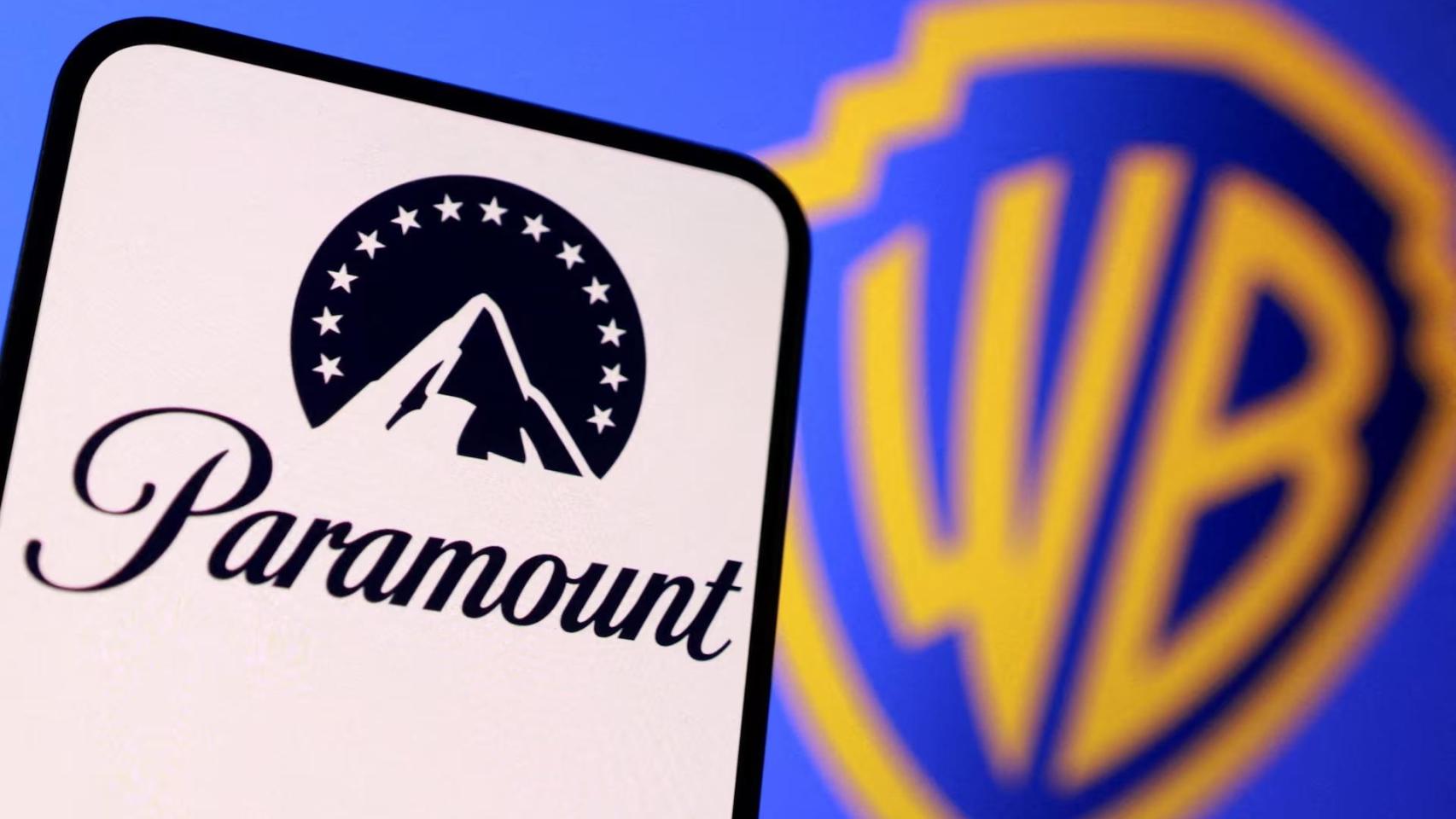 Ilustración de los logos de Paramount Skydance y Warner Bros Discovery.