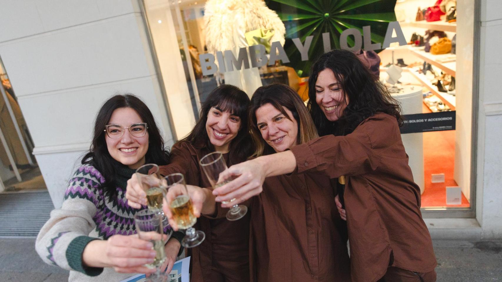 Las trabajadoras de Bimba y Lola de Palencia ganan el Segundo Premio de la Lotería Nacional: Estamos flipando