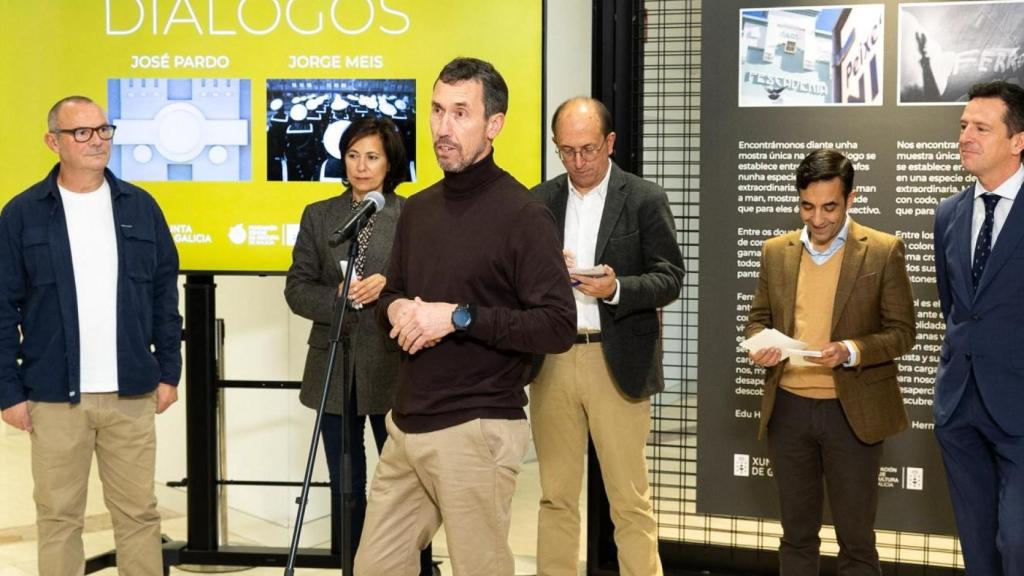 Momento de la presentación de la muestra de los fotógrafos ferrolanos en el Museo Centro Gaiás.
