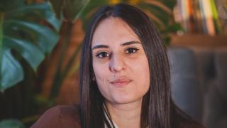 Lucía Solla Sobral, autora de 'Comerás flores: Buscaba la verdad que se esconde en la violencia invisible