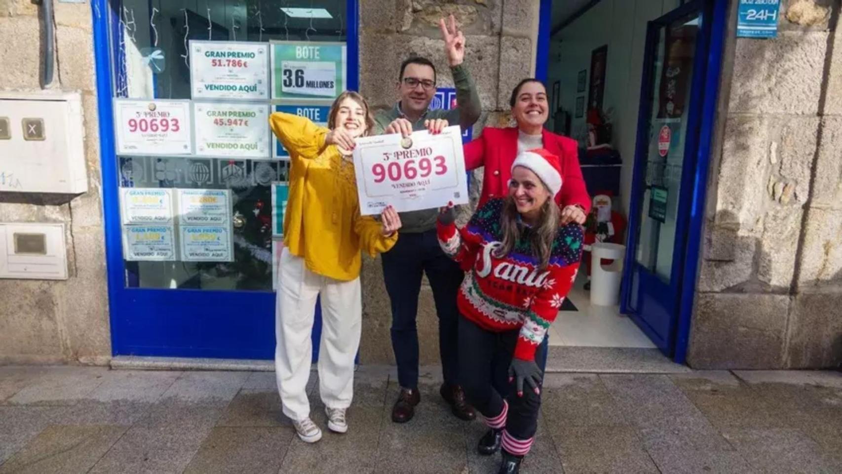 Administración nº1 de Vigo, en Ramón Nieto, premiada con el tercer premio de la Lotería de Navidad 2025