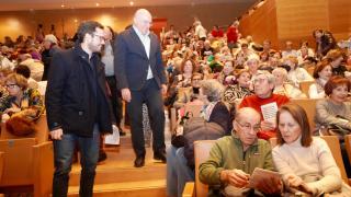 El alcalde de Valladolid, Jesús Julio Carnero, a su llegada al Concierto de Navidad para las personas mayores, este lunes en el Centro Cultural Miguel Delibes