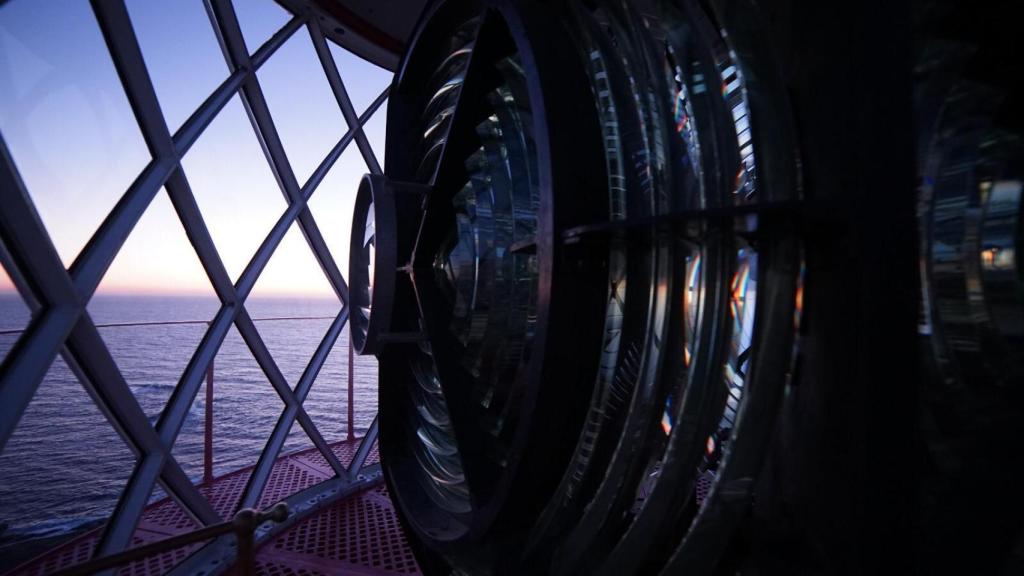 El interior del Faro Silleiro.