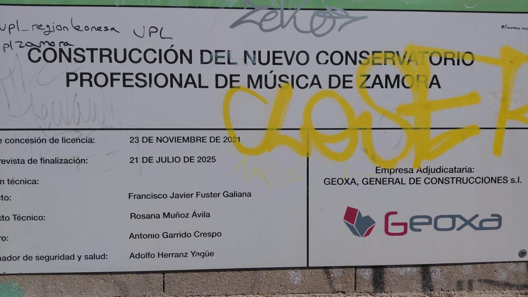 Cartel de las obras del Conservatorio de Zamora
