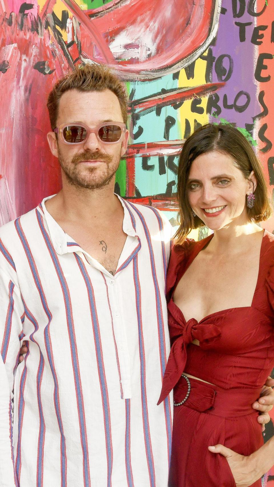 El matrimonio, en un evento público.