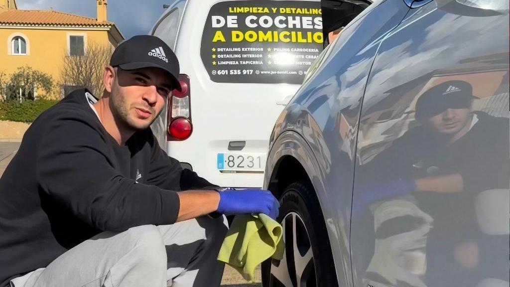 El joven se dedica al detailing.