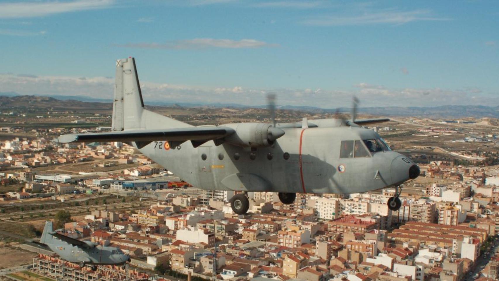 Aviones T-12-B Aviocar