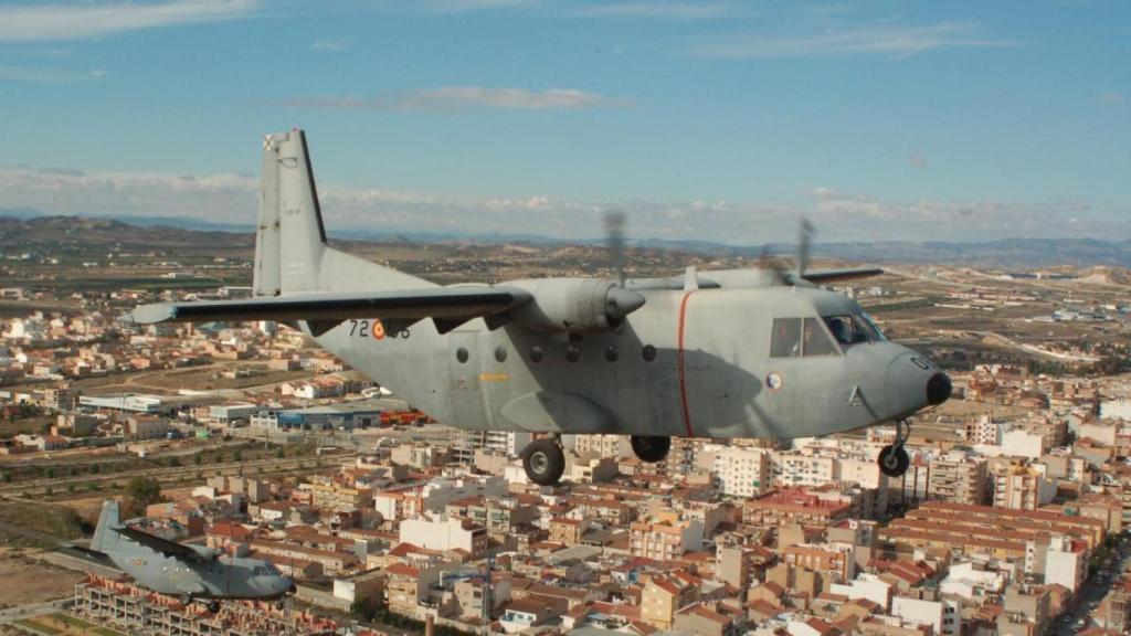 Aviones T-12-B Aviocar