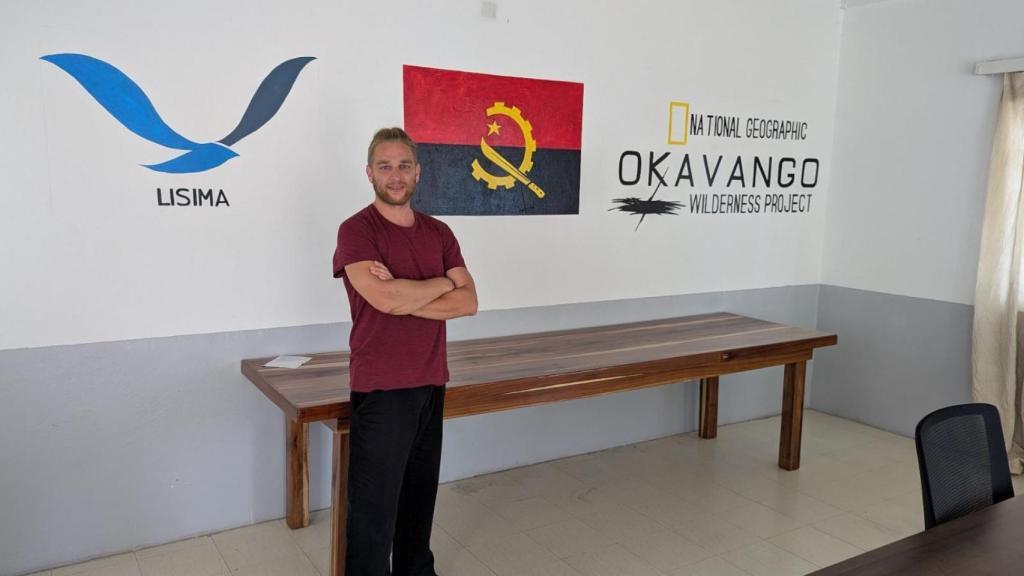 Víctor en esta expedición en Angola.