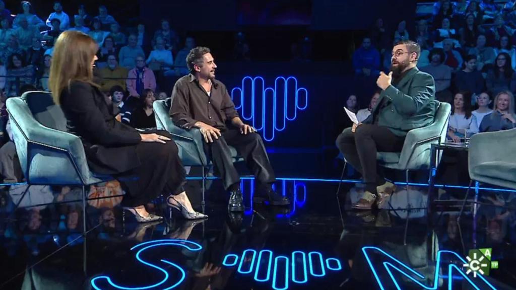 Raquel Revuelta, Paco León y Manu Sánchez en 'Somos música'.