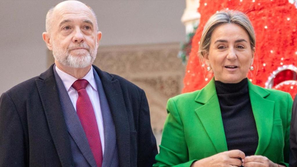 Paco Rueda y Tolón.