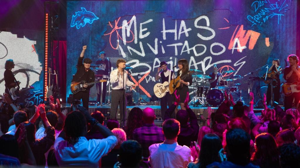 Dani Fernández y Amaral, en el especial 'Me has invitado a bailar' de Nochebuena.