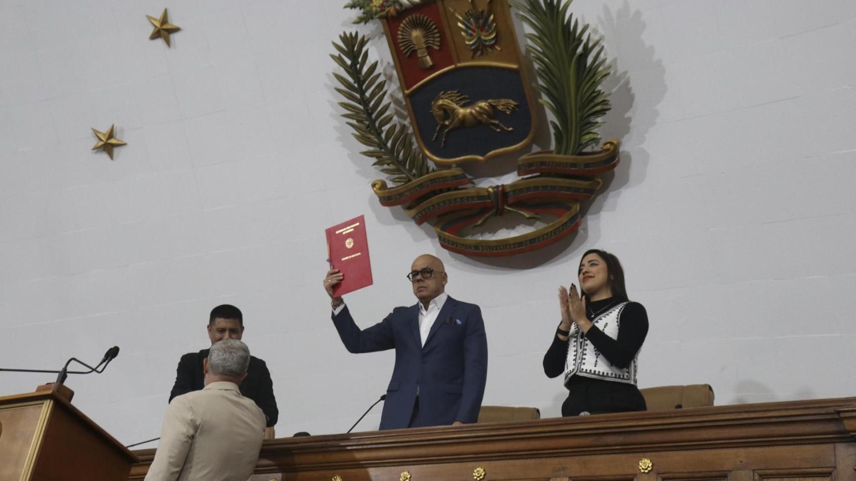 Jorge Rodriguez, presidente de la Asamblea Nacional de Venezuela, participando en una sesión este lunes, en el Palacio Federal Legislativo, en Caracas (Venezuela).