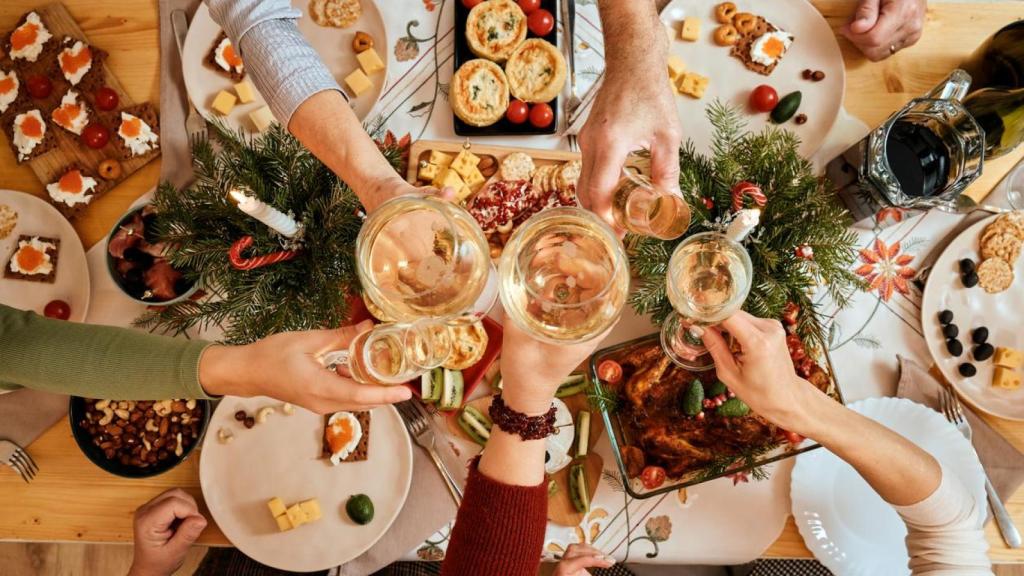 Imagen de una cena de Fin de Año.