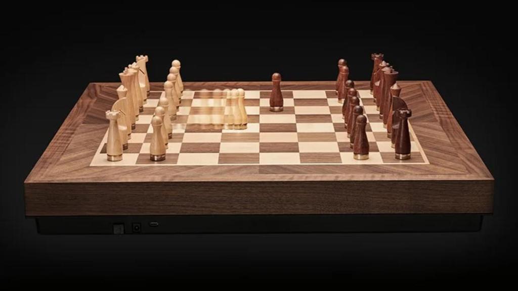 Las piezas de Phantom Chess se mueven solas