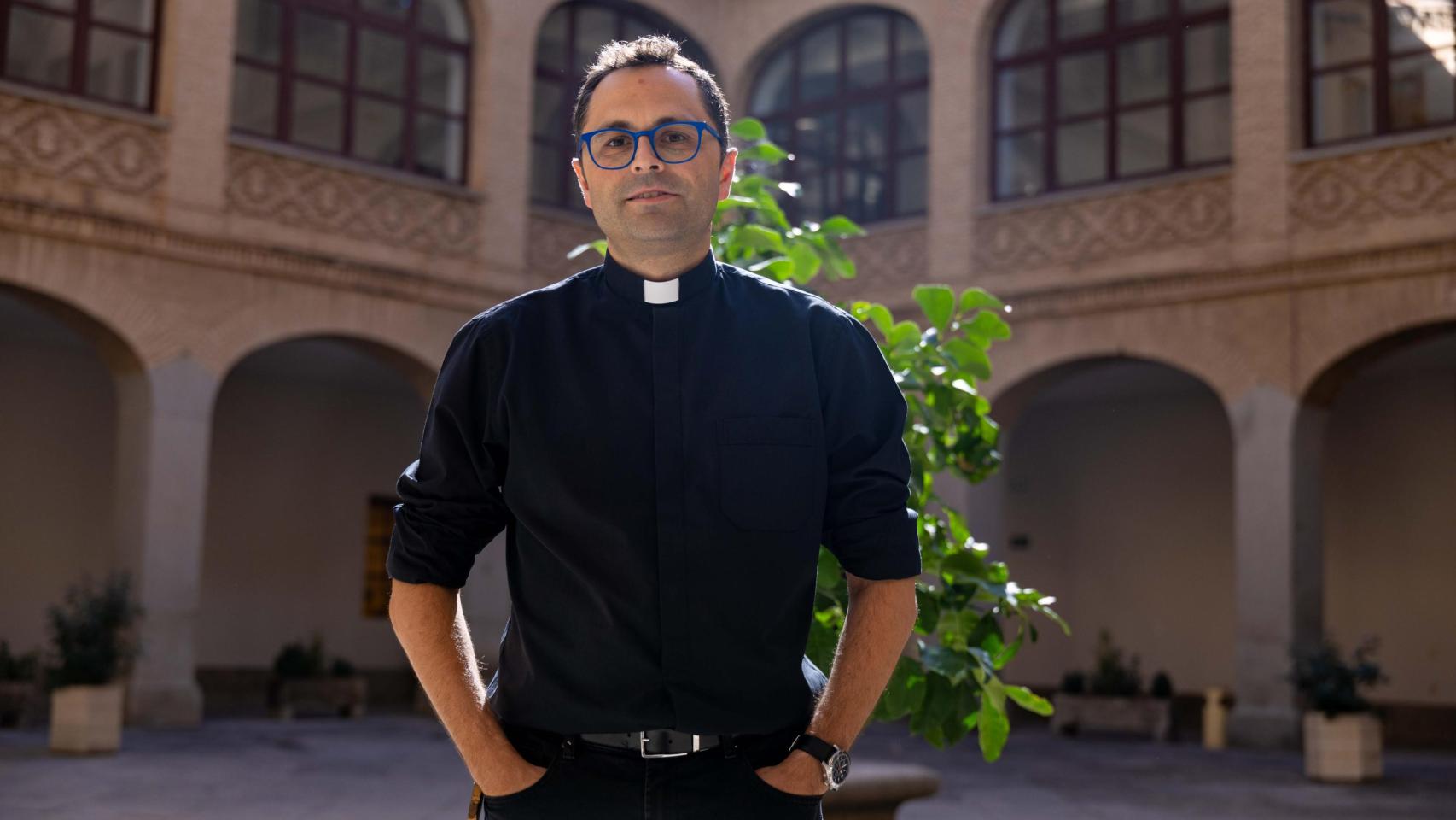 El sacerdote toledano Valentín Aparicio. Foto: Javier Longobardo.