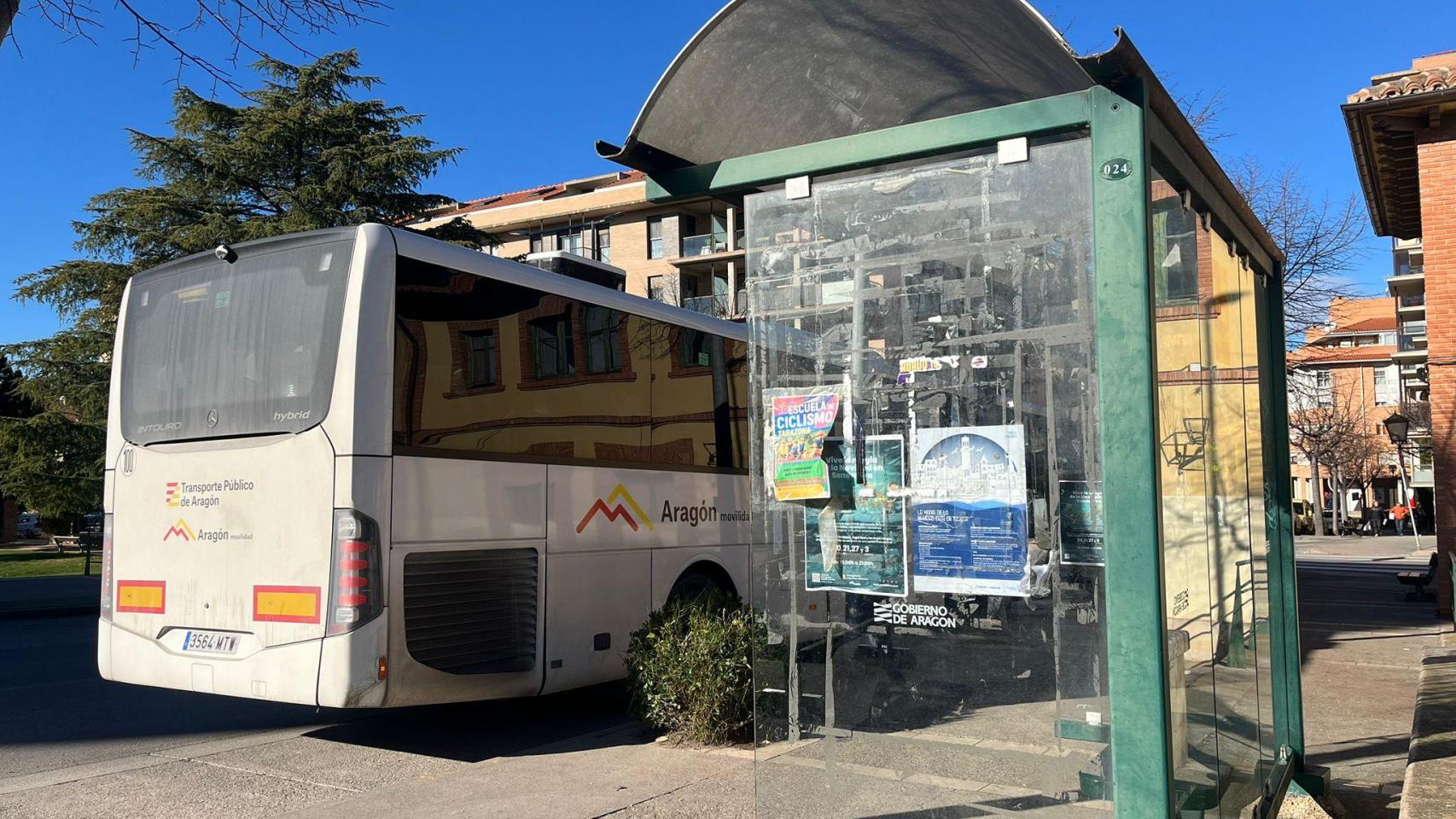 Parada de autobús en Tarazona.