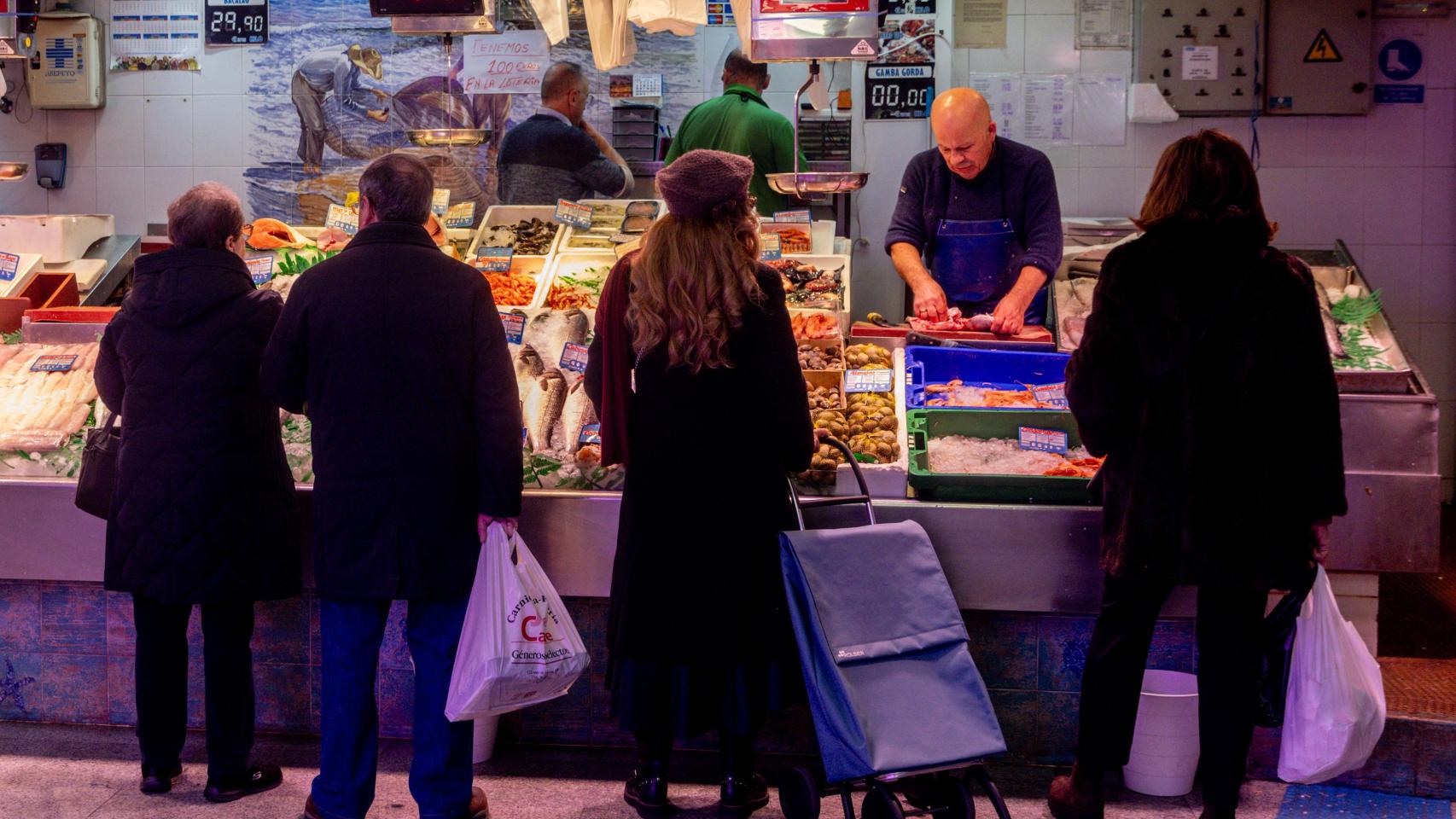 Compras de última hora para la cena de Navidad.