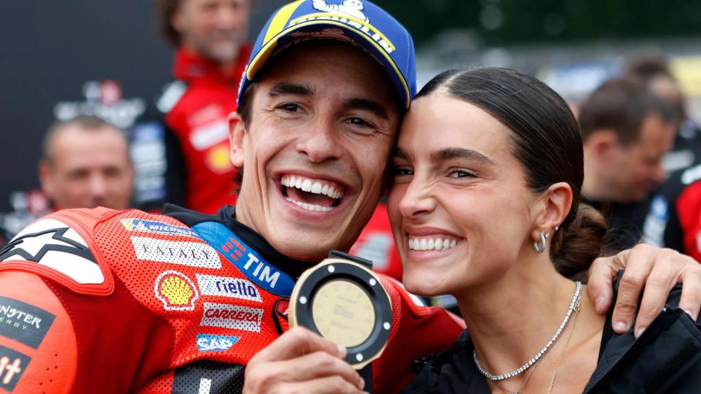 Marc Márquez y Gemma Pinto.