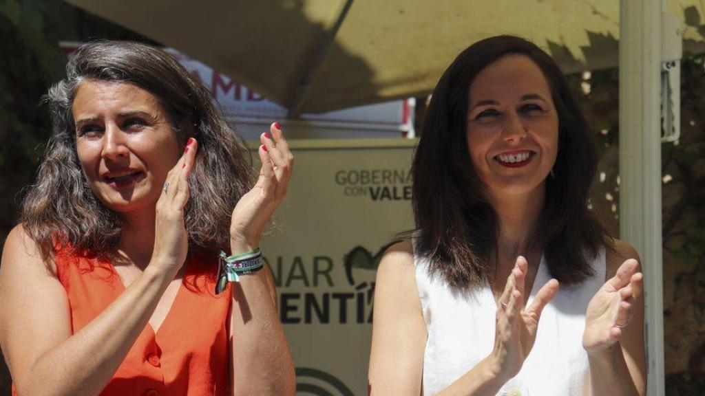 Belarra junto a la candidata de Unidas por Extremadura, Irene de Miguel, durante esta campaña.