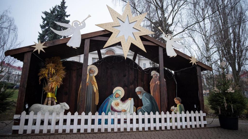 O portal Belém está instalado no centro da cidade de Chernigov, no norte da Ucrânia.