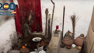 Los líderes de la secta destructiva de Canarias operaban en rituales santeros.