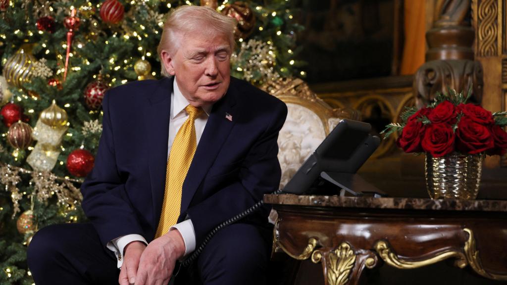 Trump este miércoles en su residencia de Palm Beach.