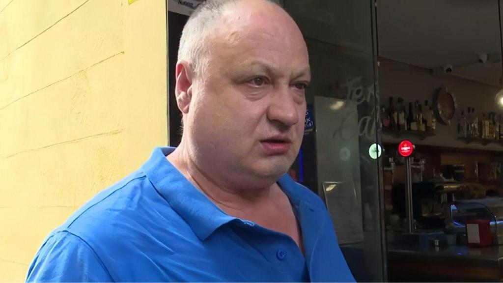 Emilio López, dueño de un bar gallego.