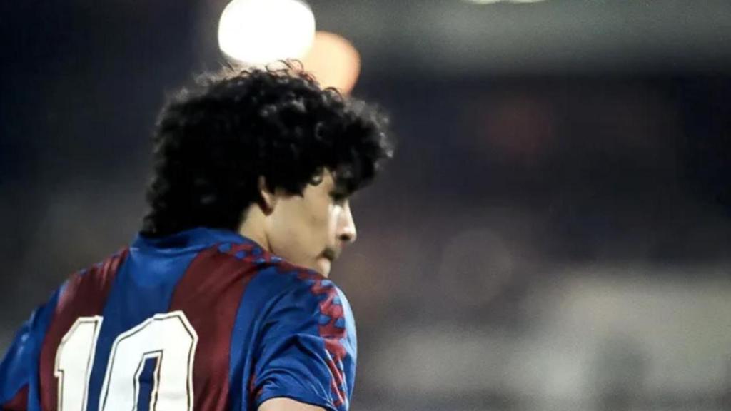 Diego Armando Maradona, con el FC Barcelona
