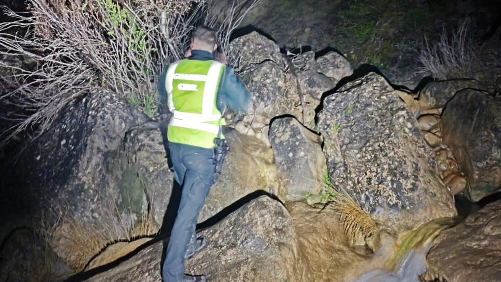 Rescate de dos senderistas en Arcos de la Sierra.