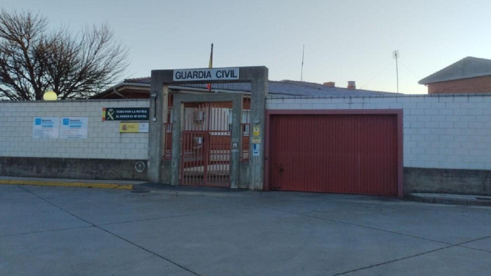 Detienen a una mujer búlgara en Venta de Baños: graves amenazas, mensajes inquietantes al móvil y destrozos en la puerta de un vecino