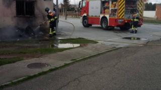 Arde un contenedor en Morales del Vino y obliga a intervenir a los bomberos