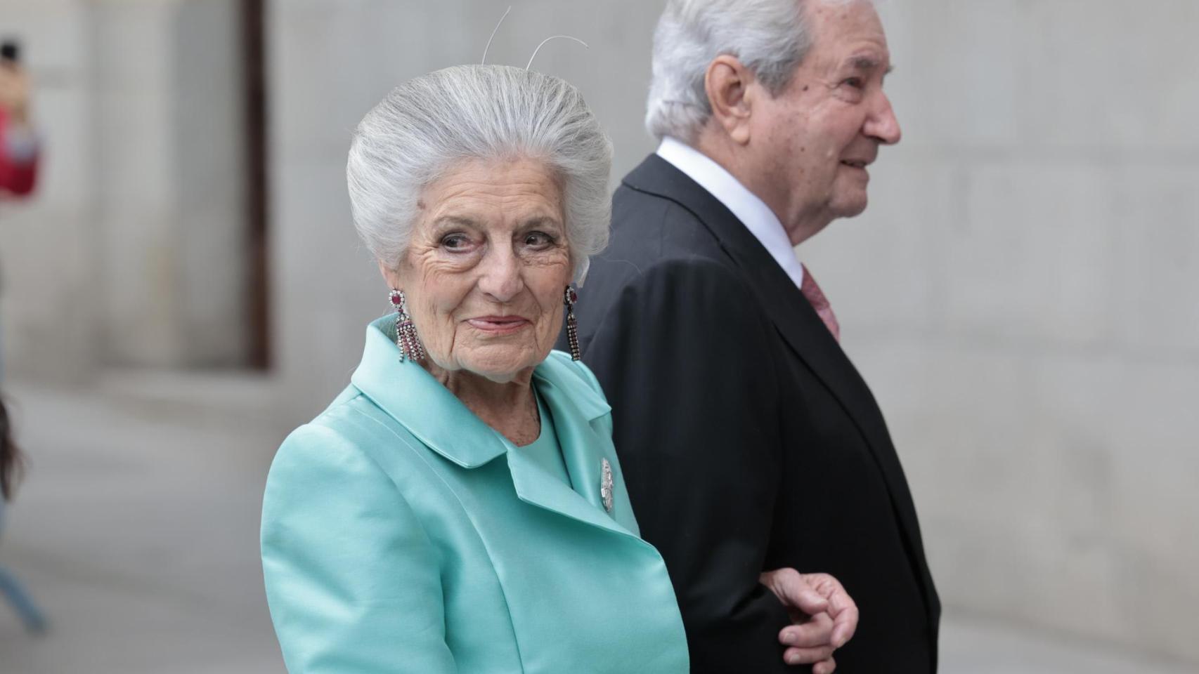 Teresa de Borbón-Dos Sicilias, abuela de Teresa Urquijo, el día de la boda de ésta con el alcalde de Madrid.