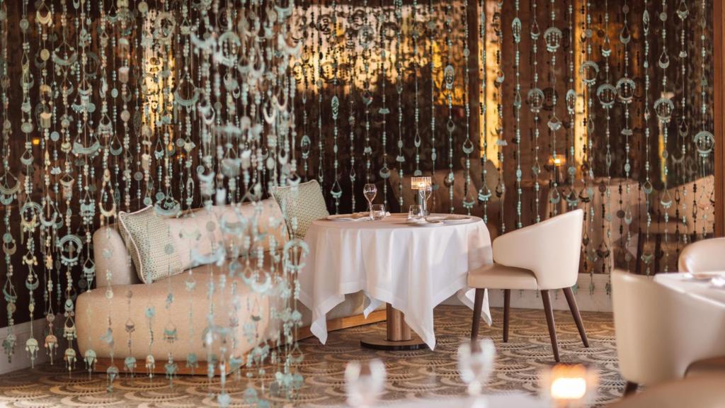 Uno de los restaurantes de Royal Mansour Tamuda Bay.