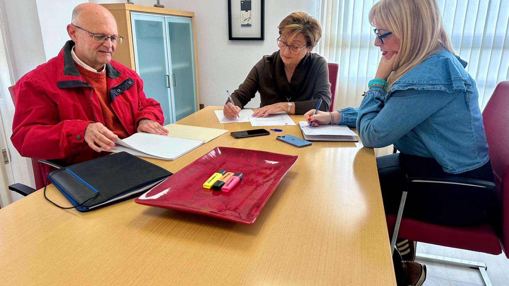 Imagen de la constitución de la gestora del PSOE en Torremolinos.