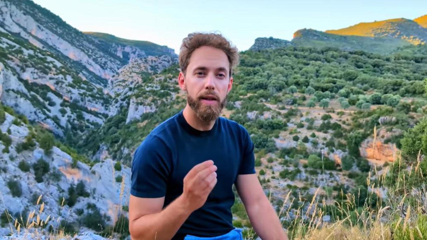 Carlos es psiquiatra de profesión.